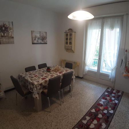 Appartamento Centrale Fino A 8 Posti Letto Pontremoli Kültér fotó